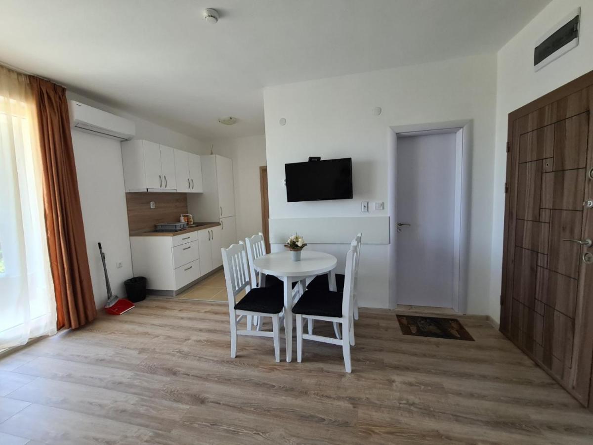 Mida Apartment Obzor Exterior foto
